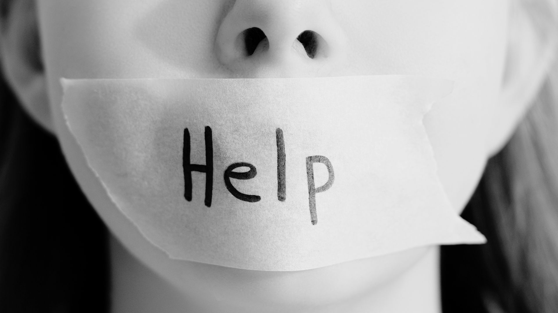 Trauma seksualna – jej wpływ na psychikę, ciało i relacje